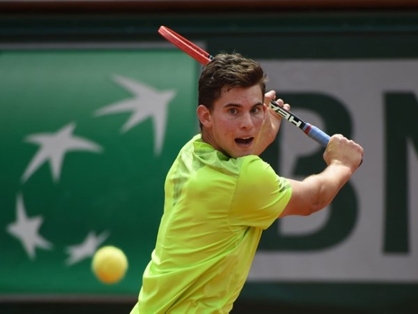 Thiem yllätti Federerin Lontoon finaaliturnauksen avauspäivänä
